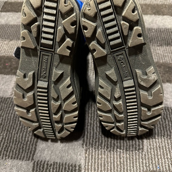 Columbia winter boots and boys size 13 - Picture 4 of 8